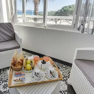 2* Hotel Le Marina B
